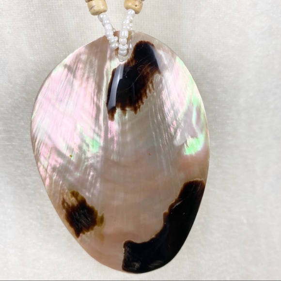 Bohemian Style Boho Wood Shell Statement Necklace - Picture 3 of 10